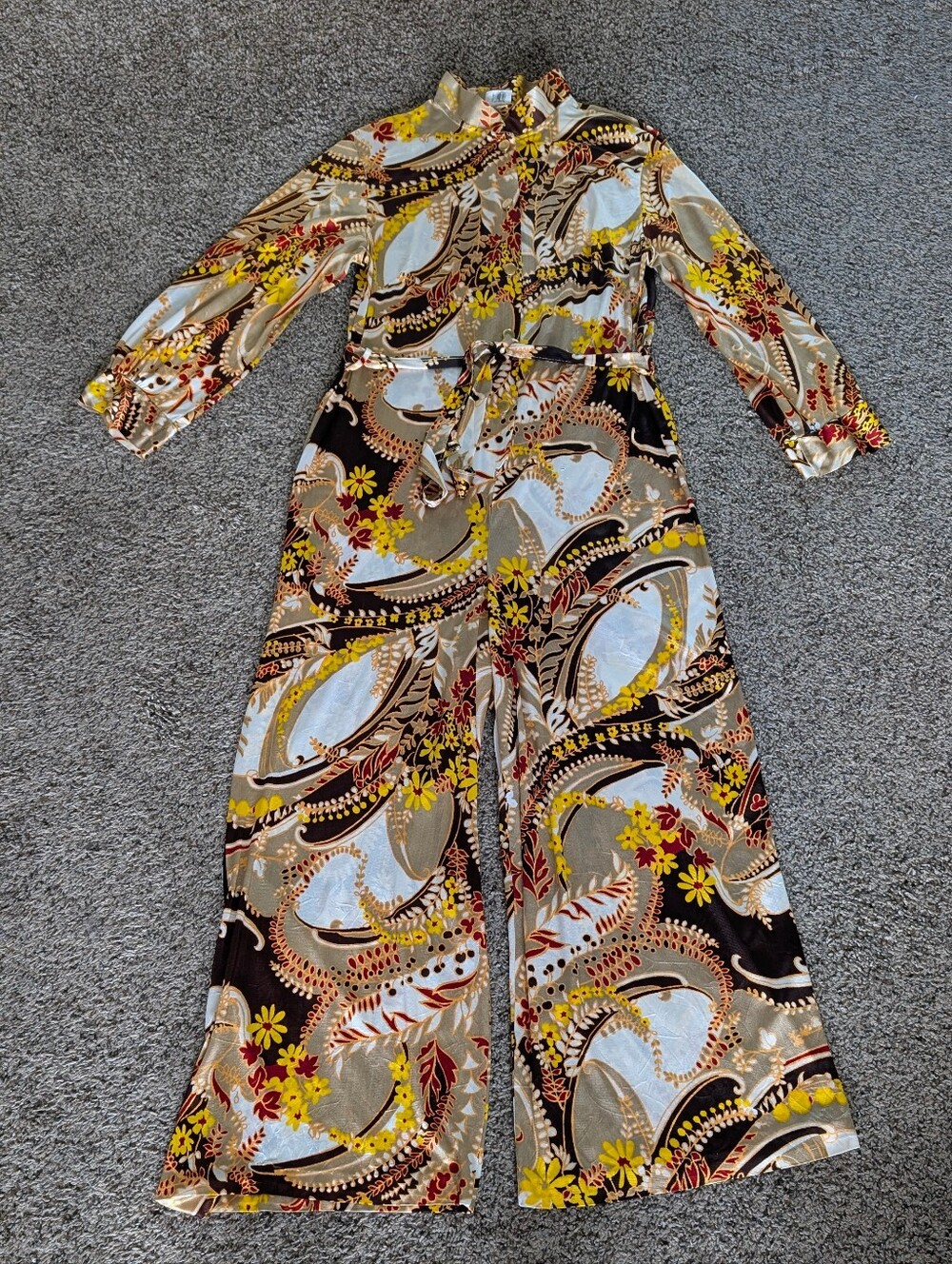 Vintage 70s Carol Brent Belted Palazzo Jumpsuit Medium Floral Paisley Size M.